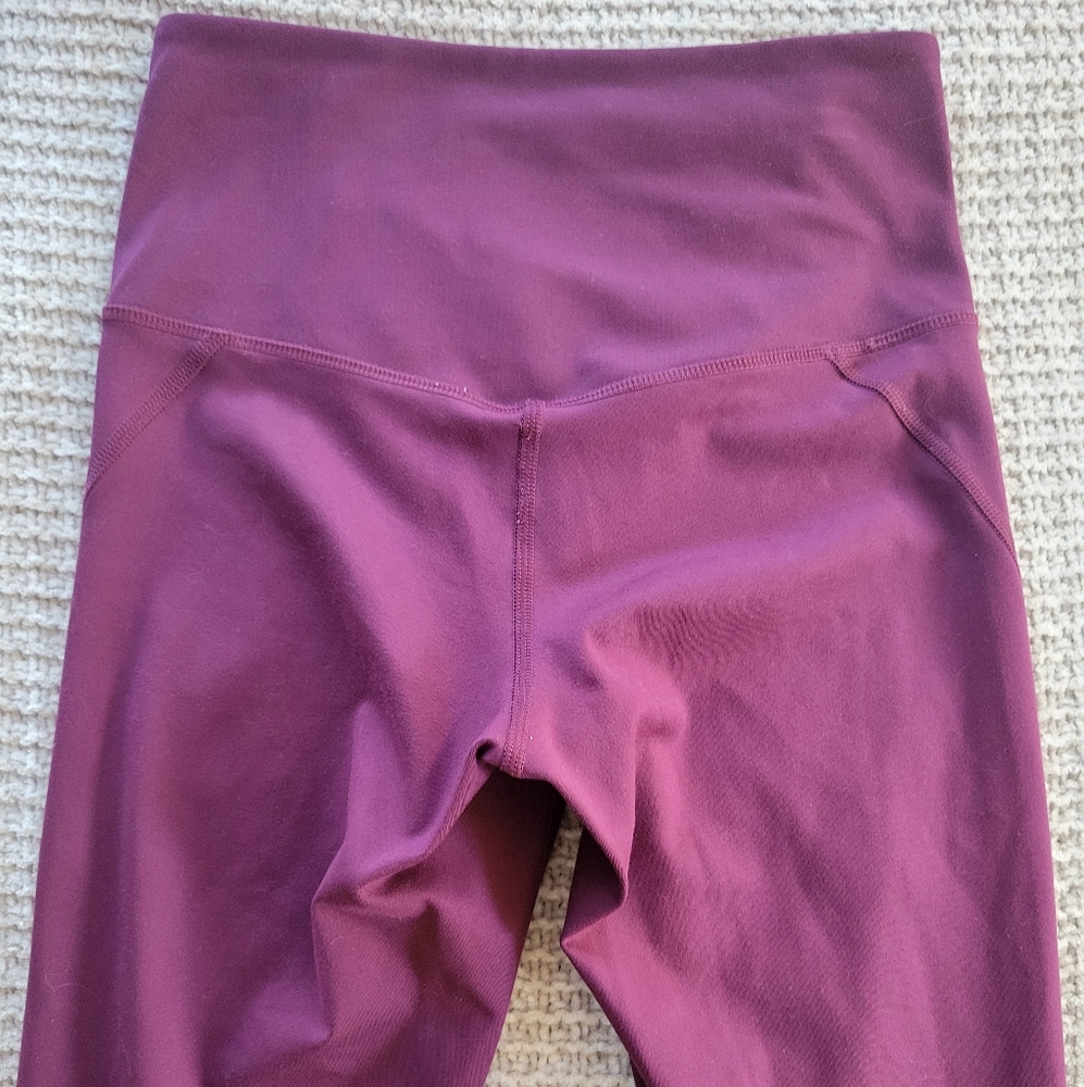 GIRLFRIEND COLLECTIVE SMALL - Picture 7 of 8